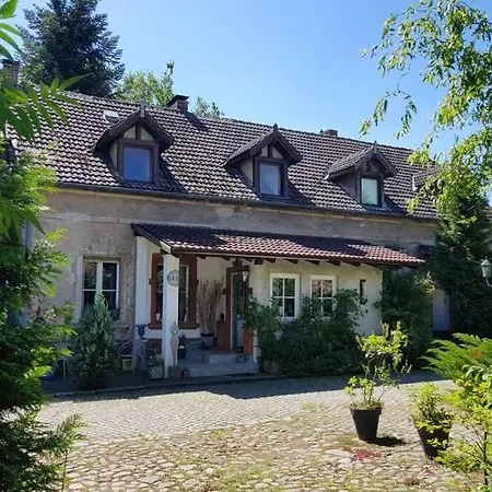 Kleine Galerie Apartment Fuer 3 Mit Kueche Kamin Netflix Parken Und Hofladen Steinhofel Exterior photo