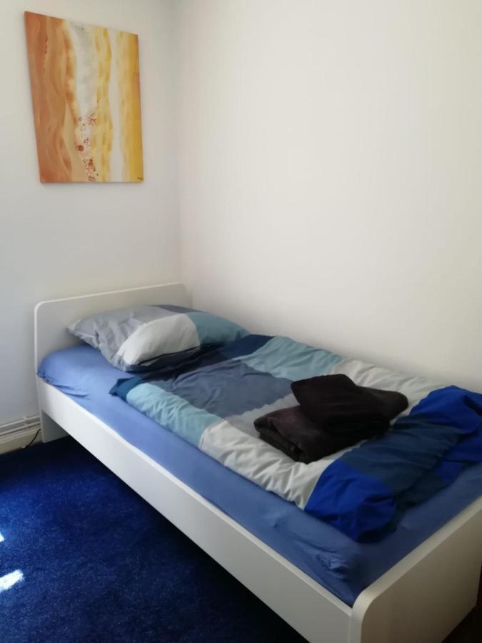 Kleine Galerie Fuer 3 Mit Kueche Kamin Netflix Parken Und Hofladen Apartment *